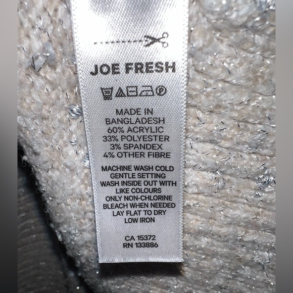 Joe Fresh Small sweater - Picture 7 of 7